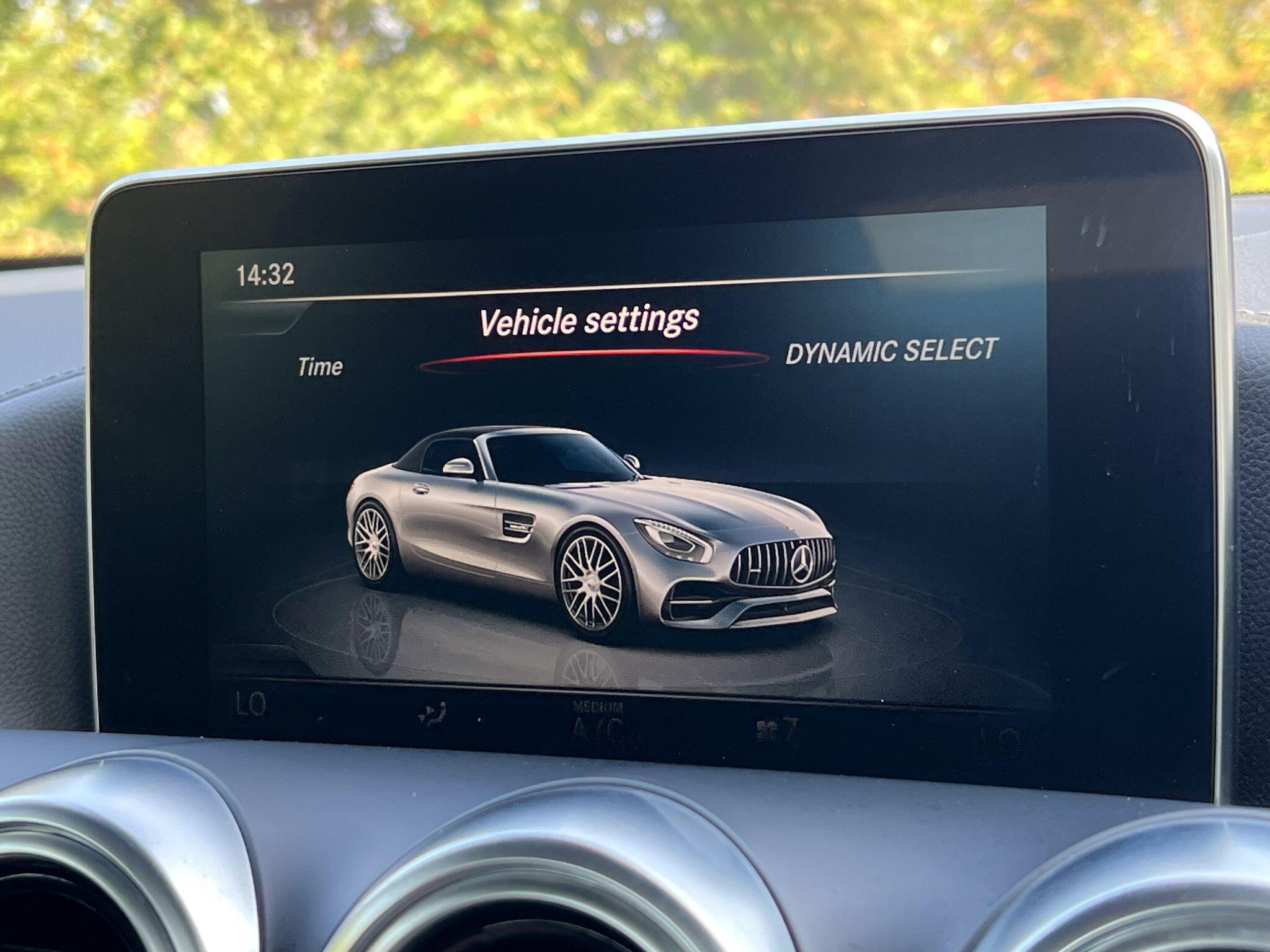Mercedes-Benz AMG GT 4.0 V8 BiTurbo (Premium) Roadster SpdS DCT Euro 6 (s/s) 2dr — photo 22
