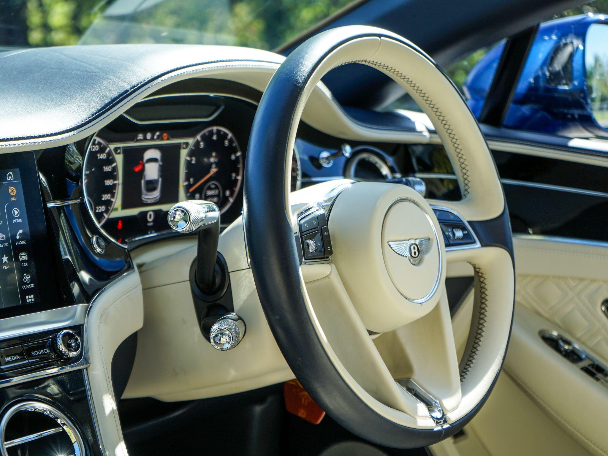 Bentley Continental 4.0 V8 GT Coupe 2dr Petrol Auto 4WD Euro 6 (s/s) (550 ps) — photo 18