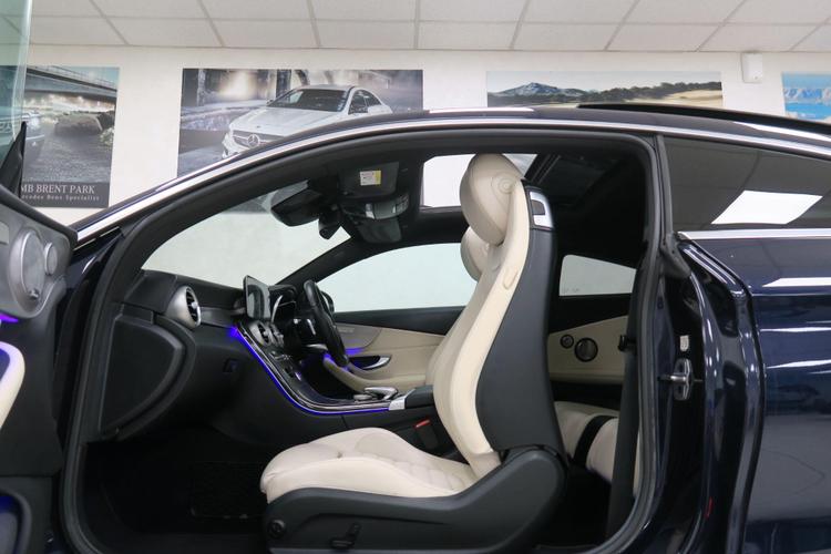 Used Mercedes-Benz C Class OY70ORT 12