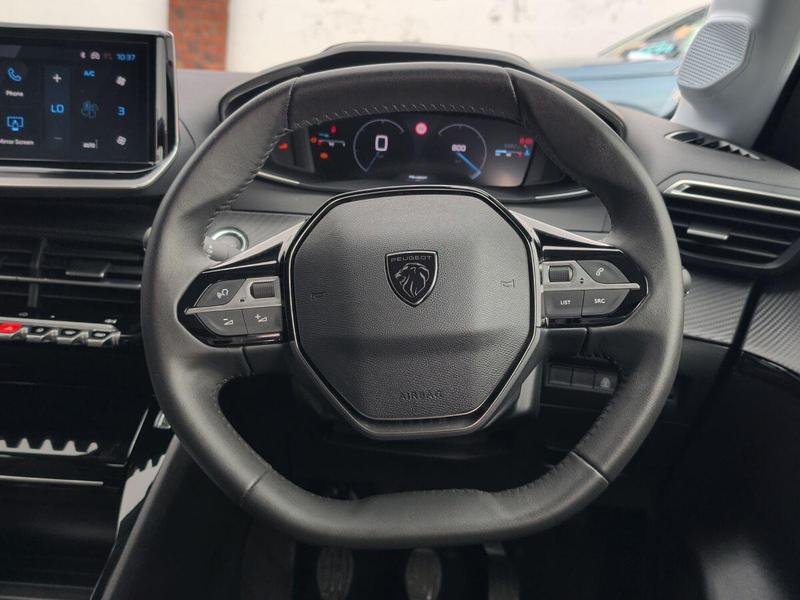Used Peugeot 208 MC24HJV 32