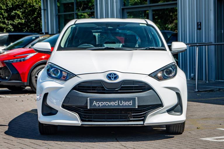 Used Toyota Yaris CP72VKN 5
