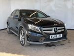 Mercedes-Benz GLA-CLASS Photo 0