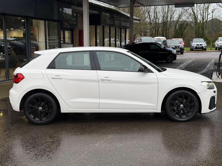 Used Audi A1 VU70EAF 7