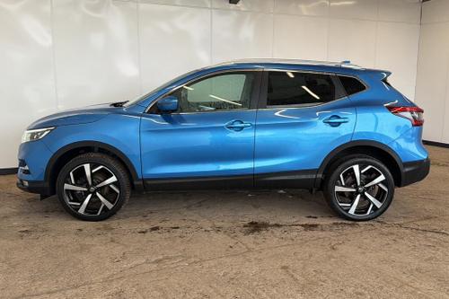 Nissan QASHQAI Photo at-90c7558bb24c423f864a245fe7d9d1bc.jpg