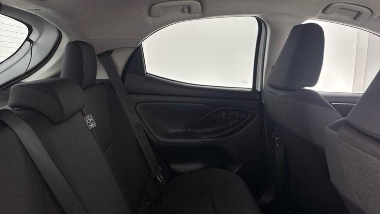 Used Toyota Yaris GV74TLU 13