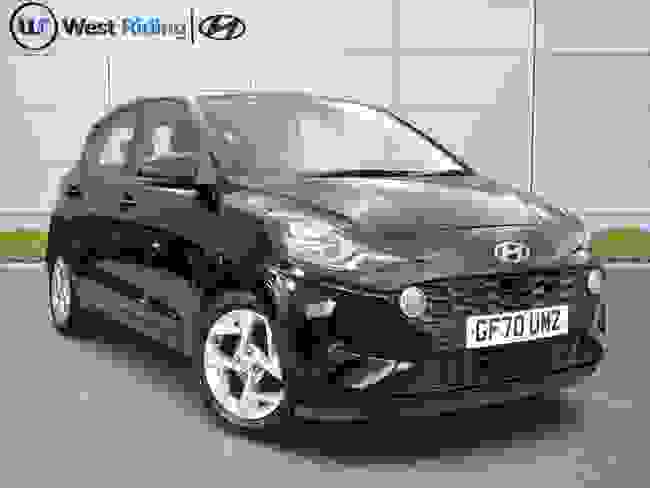Used 2020 Hyundai i10 1.0 SE Connect Euro 6 (s/s) 5dr Black at West Riding
