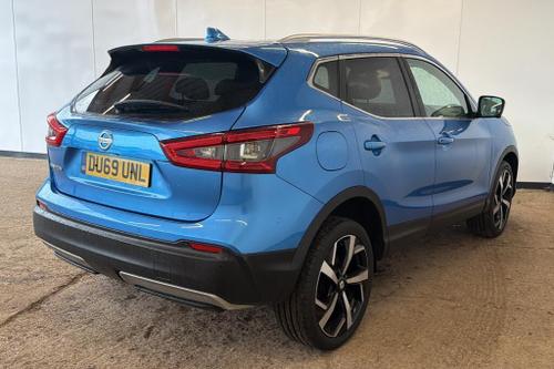 Nissan QASHQAI Photo at-90f3fc96b7454e239176ee60e0468b68.jpg