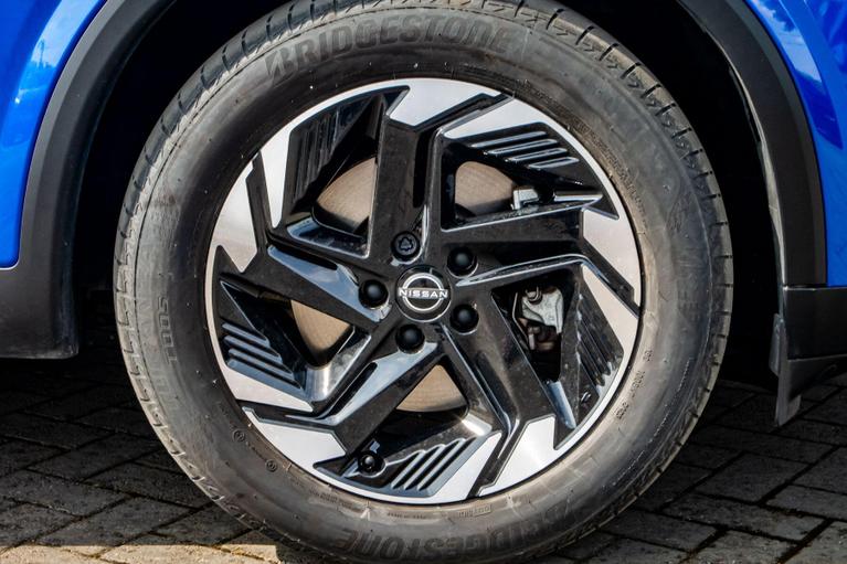 Used Nissan Qashqai OV75FXK 14