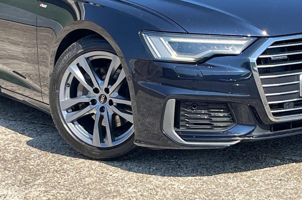 Audi A6 Photo at-911d7eb8ca32421a9e682f16ec869c5b.jpg