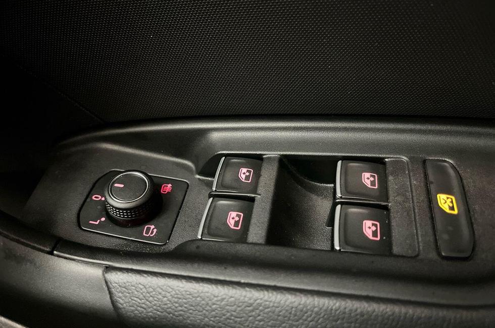 Audi A1 Photo at-9121430ad9ac4bcfaac5118eed1ccce2.jpg