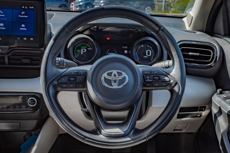 Used Toyota Yaris WU72NZK 13