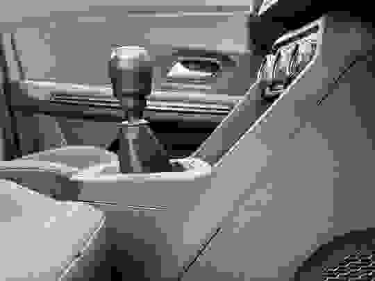 Dacia Jogger Photo at-912b3b86604d4919993a7b1bd53549bd.jpg