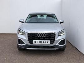 Audi Q2 Photo 2