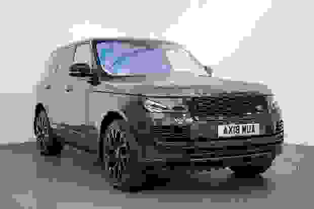 Land Rover Range Rover Photo at-91467c080c0941308f2a9ca37a92b4e5.jpg