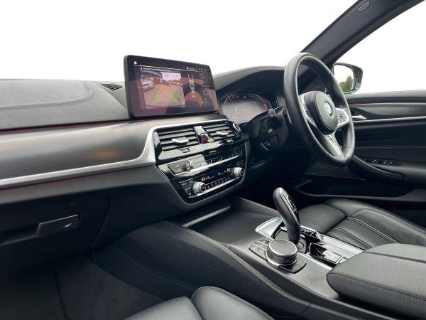 BMW 5 Series Photo at-91b89c388442444bad6511e3aba16300.jpg
