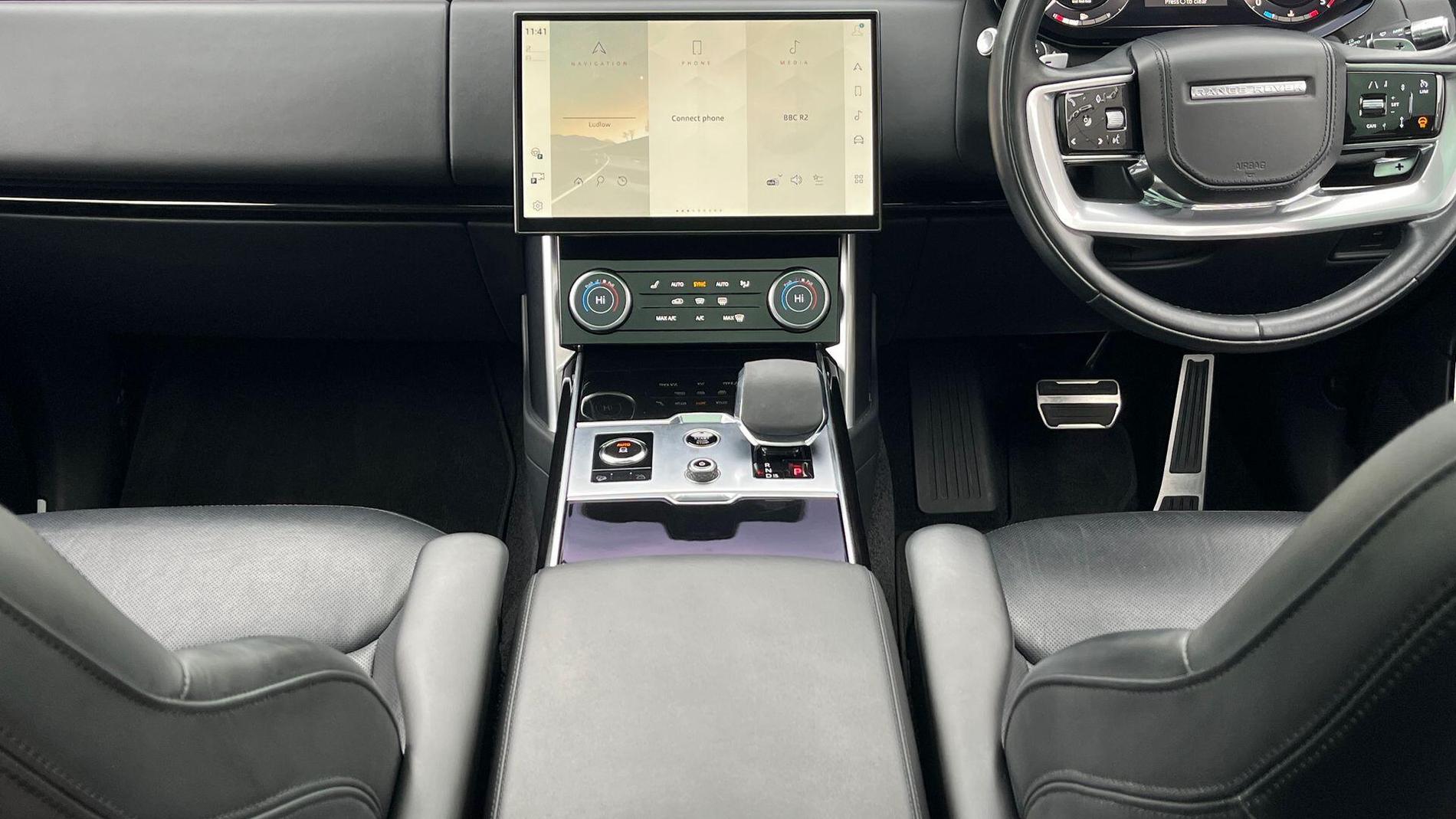 Land Rover Range Rover Photo at-92108d6c3ef44290bbf6bd64f7b5e632.jpg