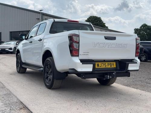 Isuzu D-MAX Photo at-92249a0643e249c2864eba4f638dfe8b.jpg