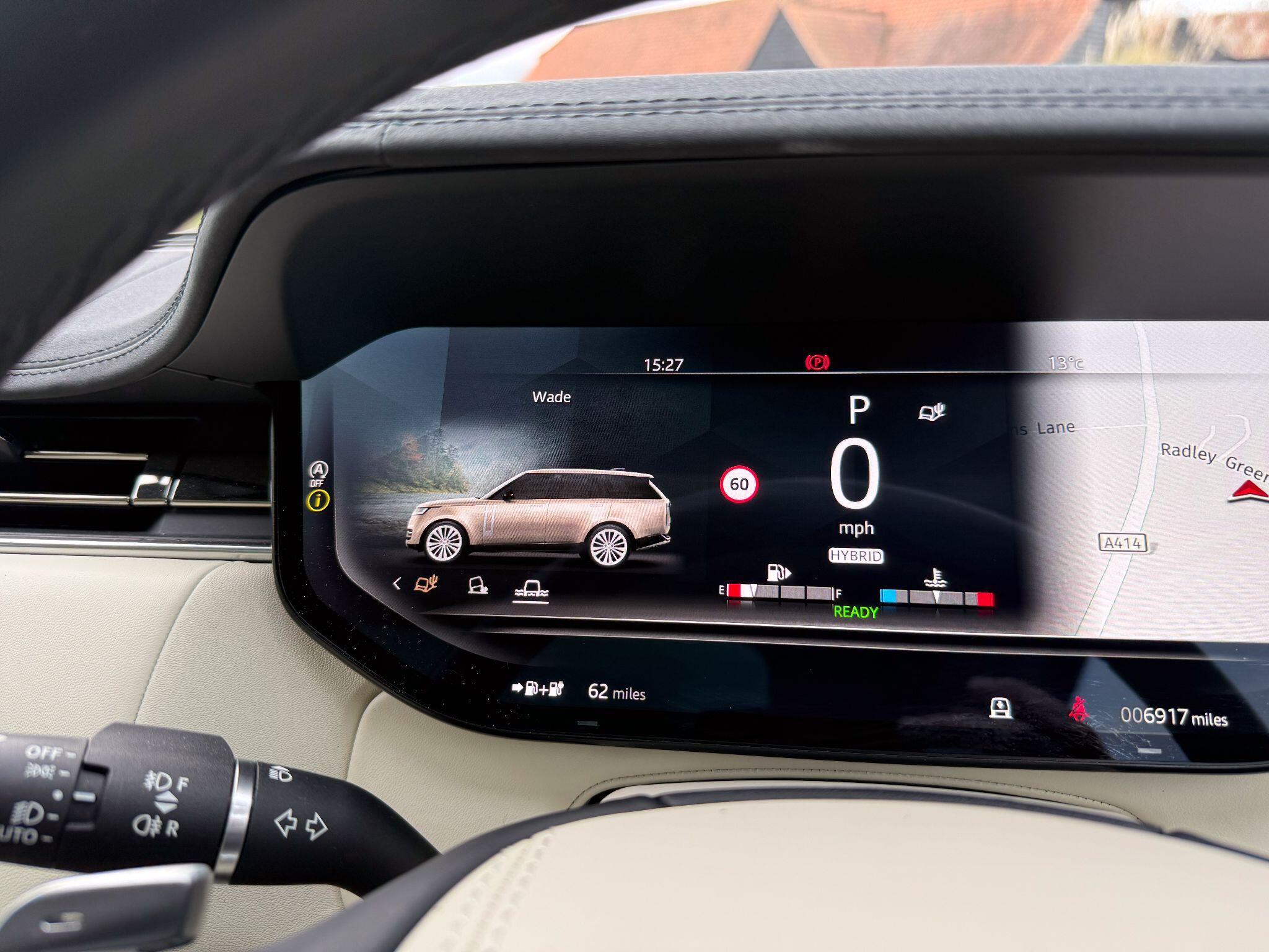 Land Rover Range Rover 3.0 P440e 38.2kWh SE SUV 5dr Petrol Plug-in Hybrid Auto 4WD Euro 6 (s/s) (440 ps) — photo 25
