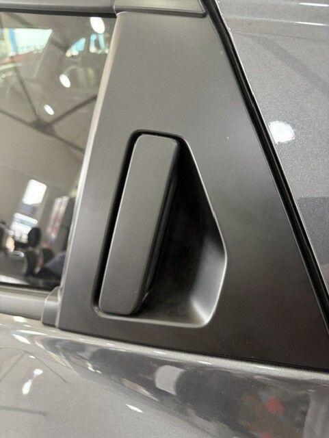 Suzuki e Vitara Photo at-925e3d94f47b411d93845695746473a0.jpg