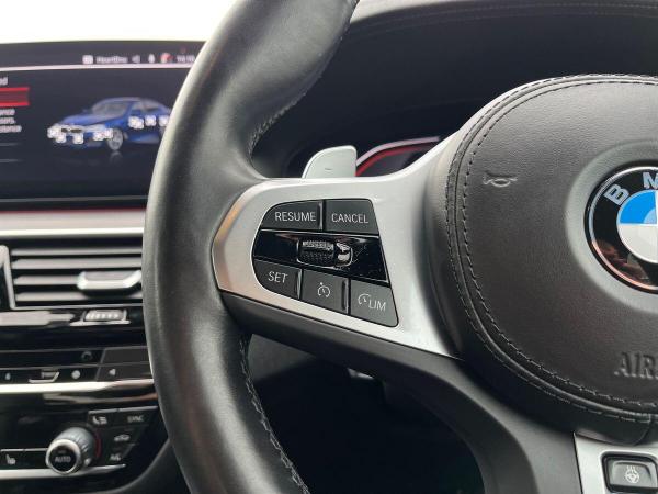 BMW 5 Series Photo at-928d373a93d24320915707d48c46e7f3.jpg