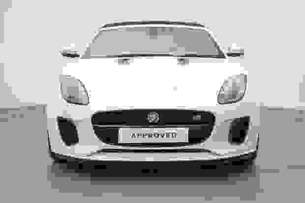 Jaguar F-TYPE Photo at-928e86460be0480e939549a4931b7f59.jpg