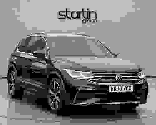 Volkswagen Tiguan 2.0 TDI R-Line DSG 4Motion Euro 6 (s/s) 5dr Black at Startin Group