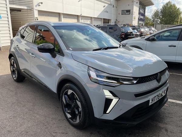 Used 2026 Renault Captur 1.2 TCe techno Euro 6 (s/s) 5dr Grey at Martins Group