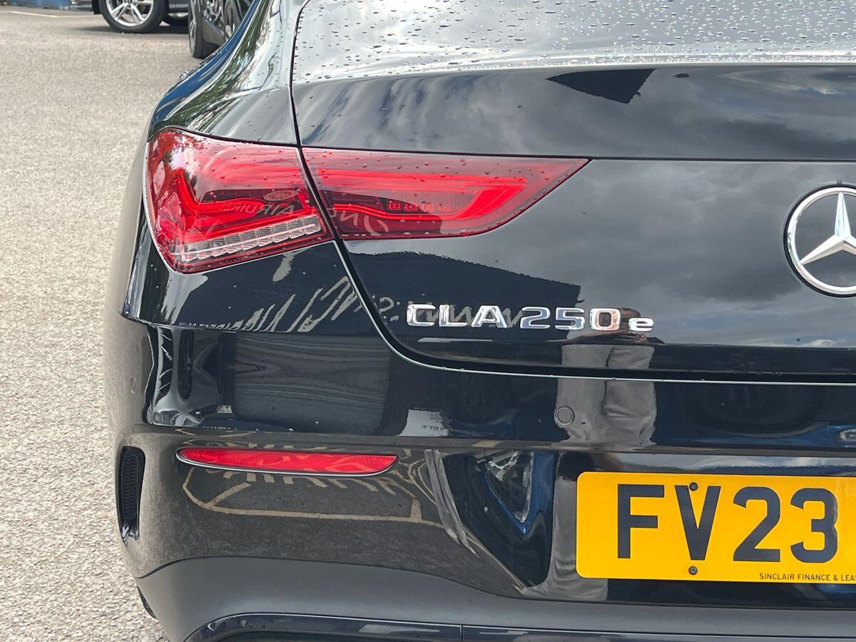 Mercedes-Benz CLA Photo 19