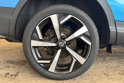 Nissan QASHQAI Photo at-92bbba5f9bbd4c6e8a47453778735e05.jpg