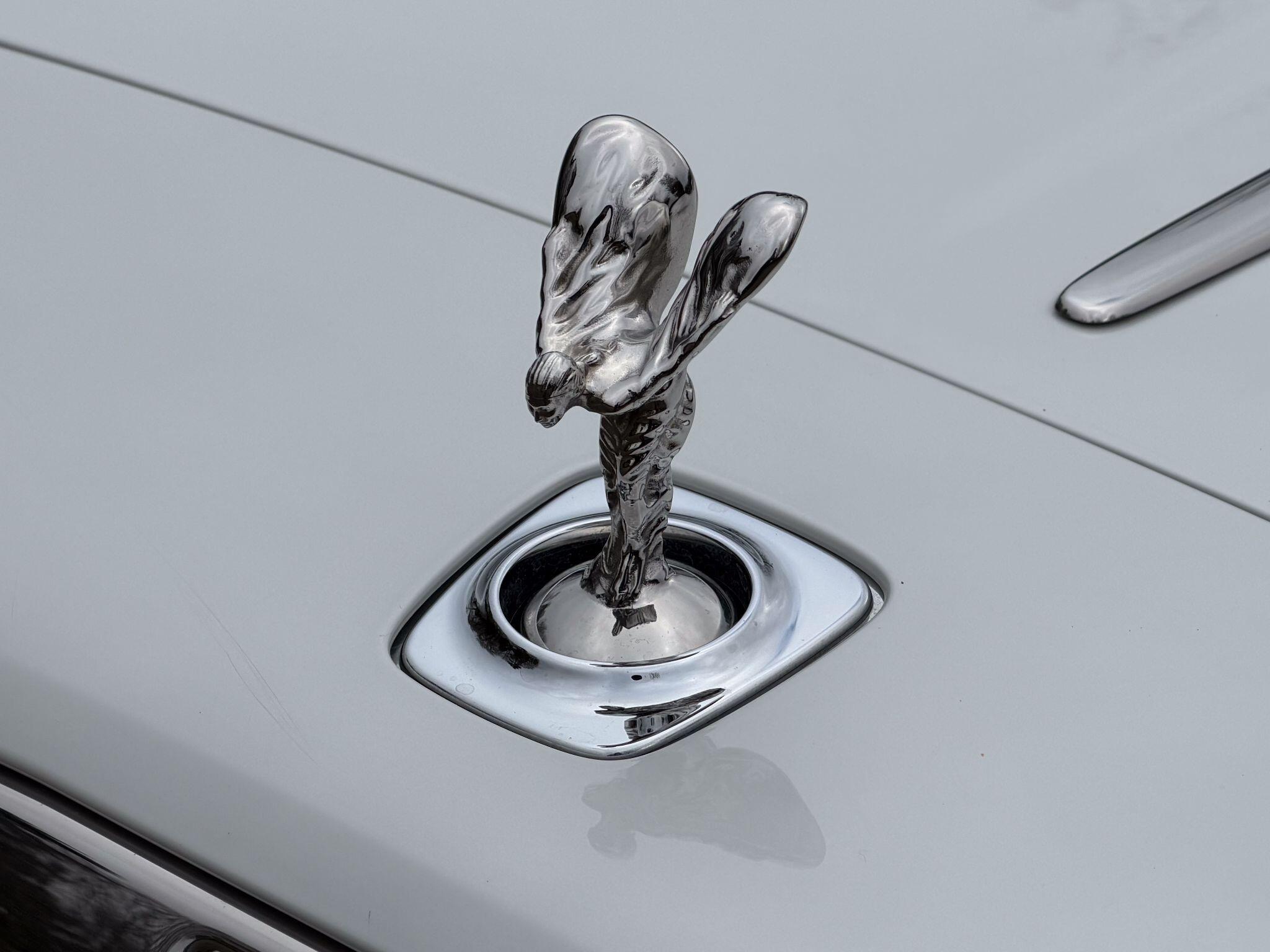 Rolls-Royce Dawn 6.6 V12 Convertible 2dr Petrol Auto Euro 6 (563 bhp) — photo 9