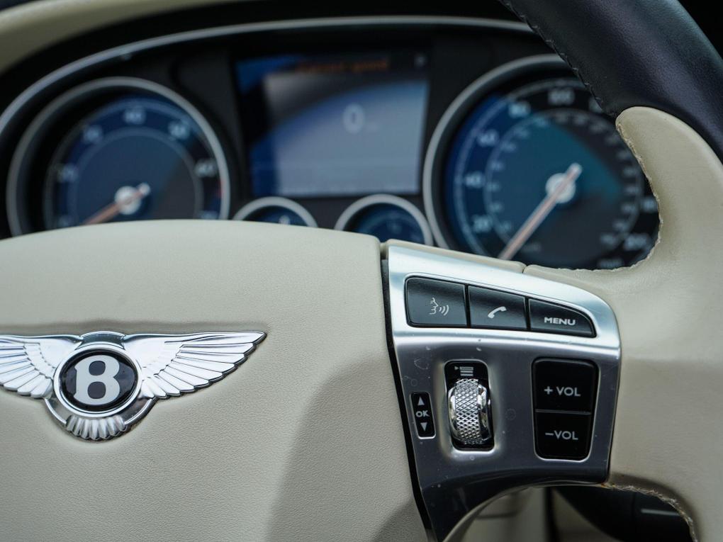 Used Bentley Continental YA14OFW 32