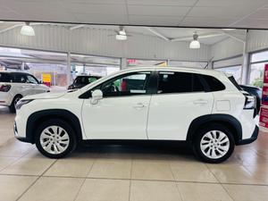 Suzuki S-Cross Photo 3