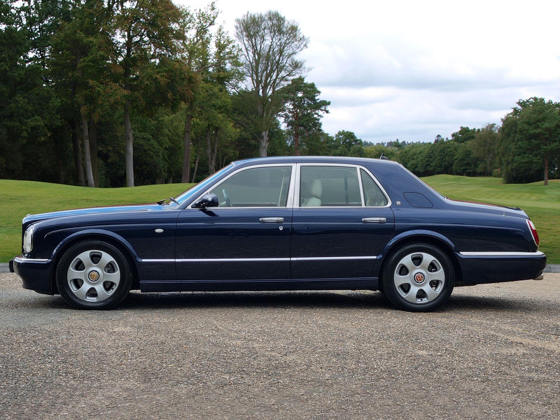 Bentley Arnage 6.8 R Saloon 4dr Petrol Automatic (495 g/km, 400 bhp) — photo 2