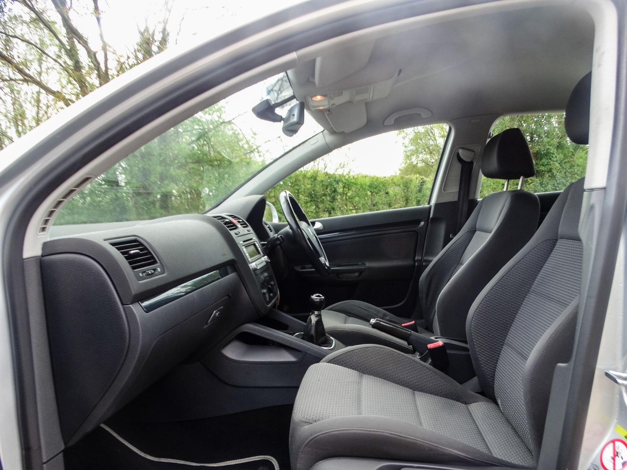 Volkswagen Golf 1.4 TSI GT 5dr — photo 3
