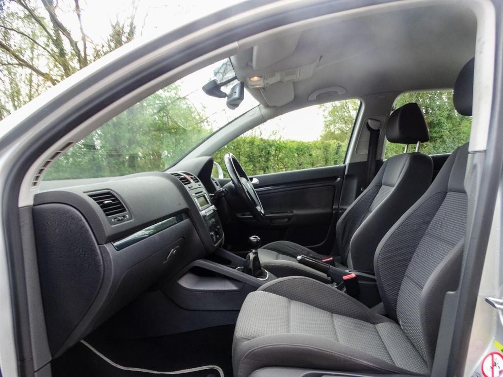 Used Volkswagen Golf W121HTO 3