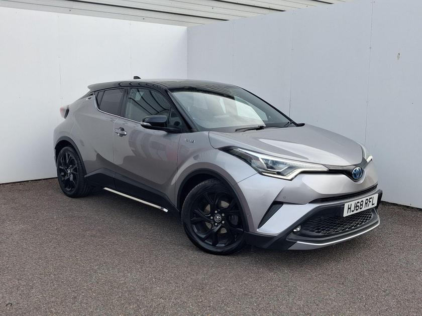 Toyota C-HR Photo at-937434f46e8244649f13746947f91ca6.jpg