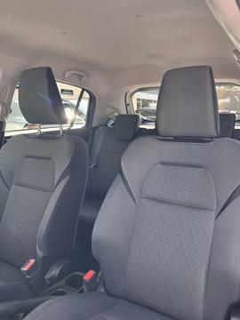 Suzuki Swift Photo 9