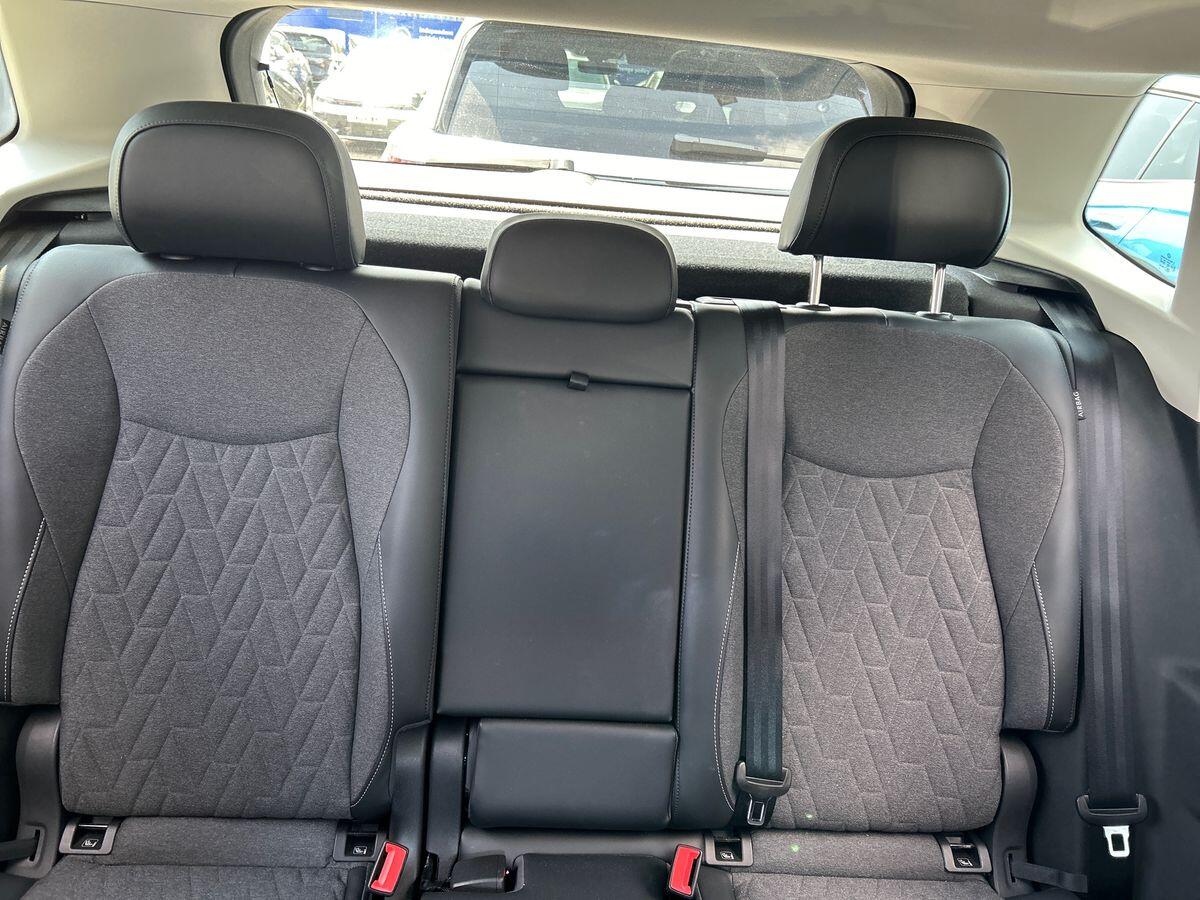Volkswagen Tiguan Photo at-93a73d9ff6634c37859ff94f40487df2.jpg