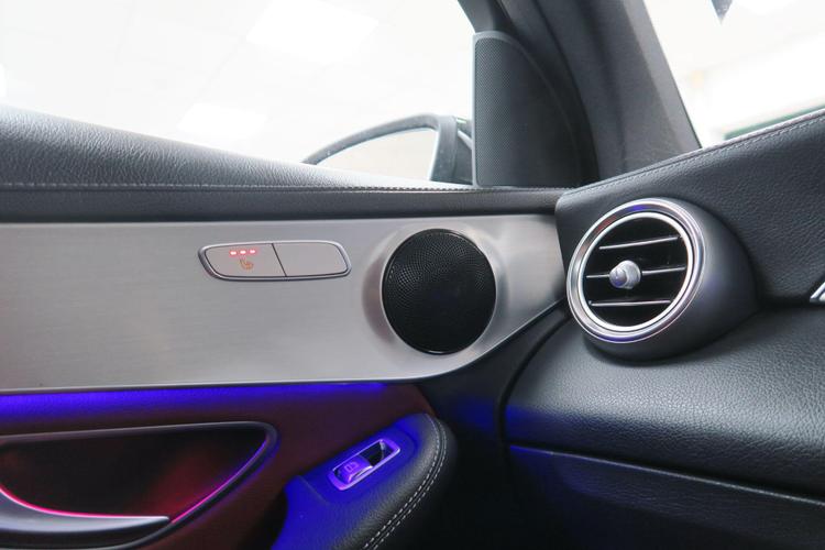 Used Mercedes-Benz GLC YC71VHH 18