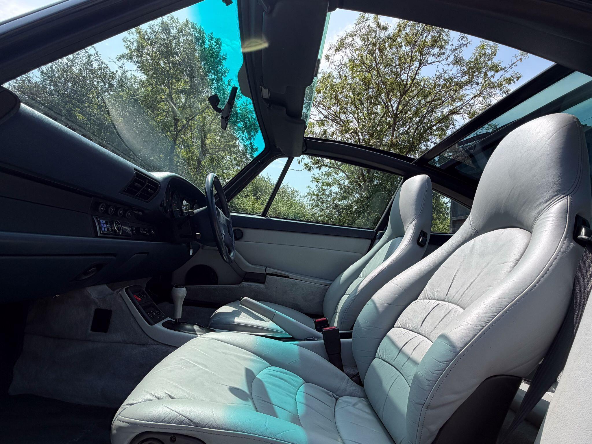 Porsche 911 3.6 993 Targa 2dr Petrol Automatic (285 bhp) — photo 16