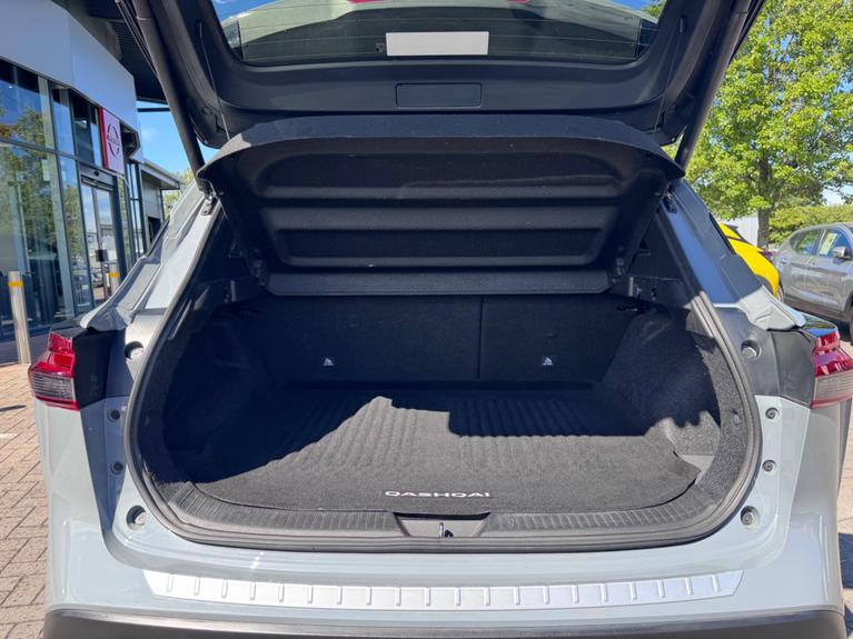 Used Nissan Qashqai WU72VFK 19