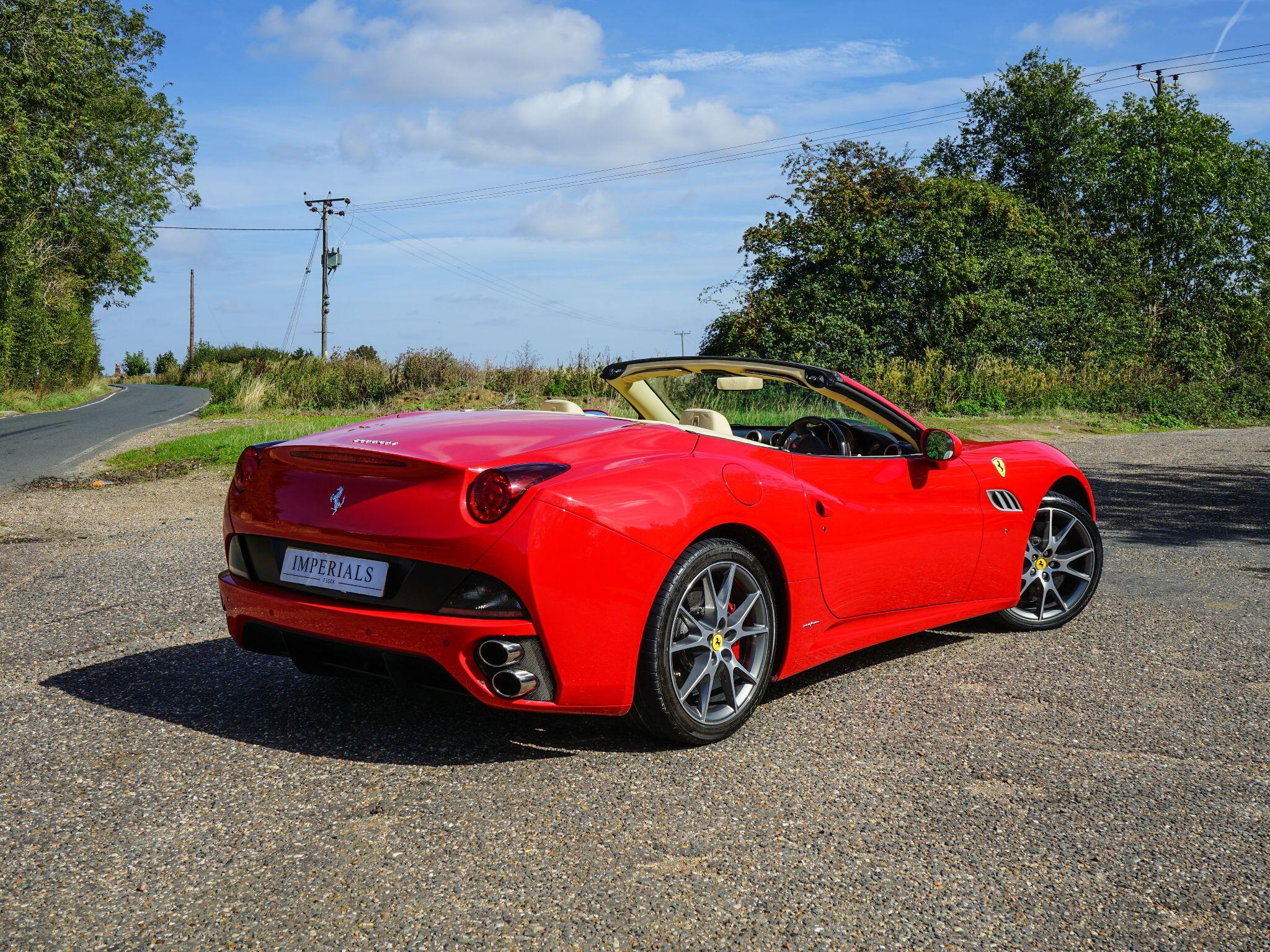 Ferrari California 4.3 F1 DCT Euro 5 2dr — photo 4