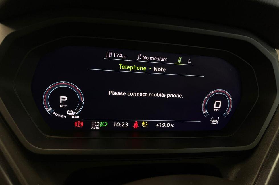 Audi Q4 Photo at-93f30ef71b0b4765ba7639699e365244.jpg