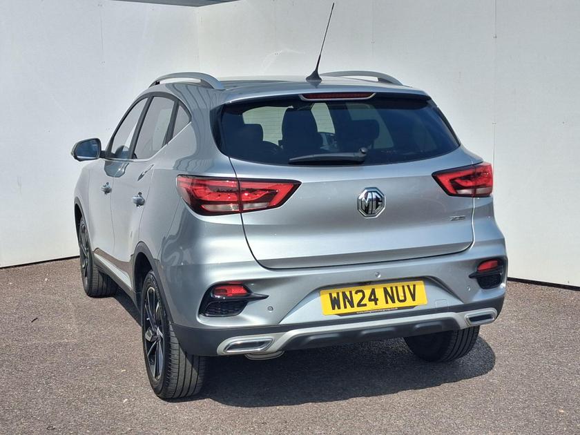 MG MG ZS Photo at-940deb93920f42fa8ce27db9b58c5be0.jpg