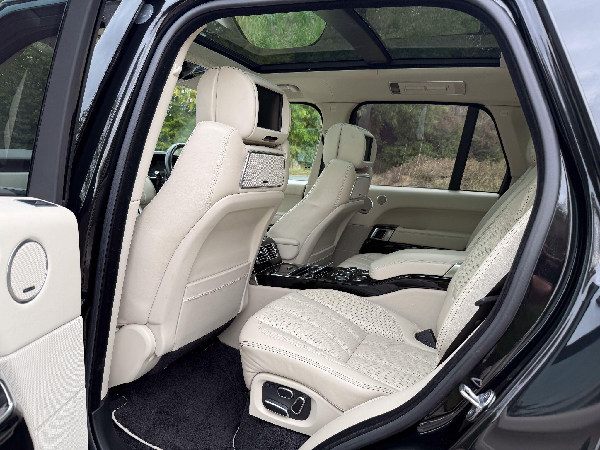 Land Rover Range Rover 4.4 SD V8 Autobiography Auto 4WD Euro 5 5dr — photo 18