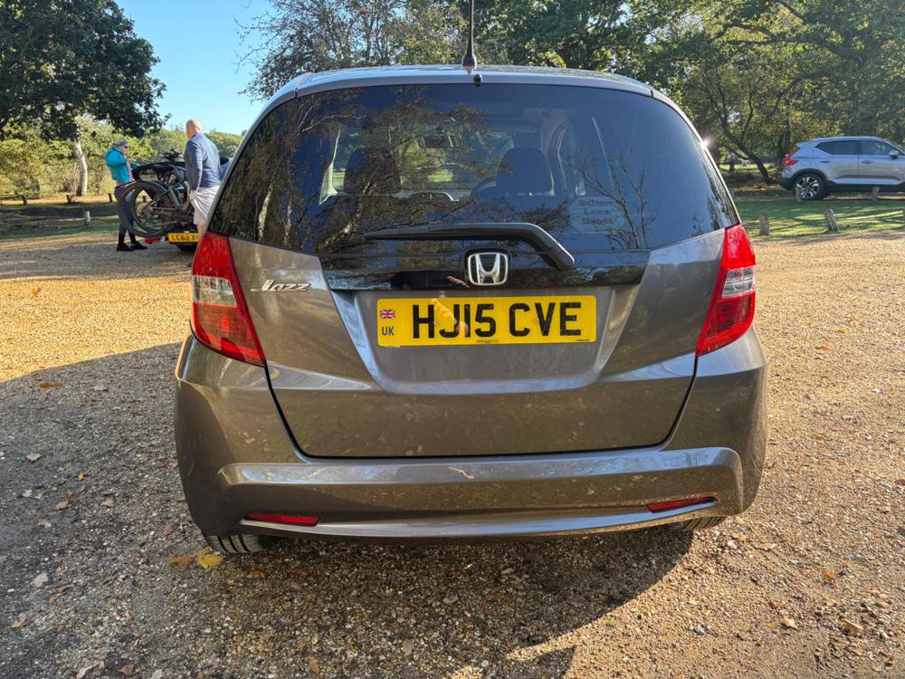 Honda Jazz Photo at-944186abec5b4581beddec8a8daf0367.jpg