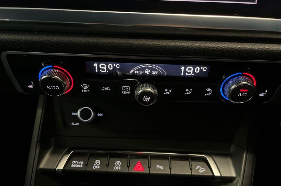 Audi Q3 Photo at-945149f6034e44c7af46120c817e9299.jpg