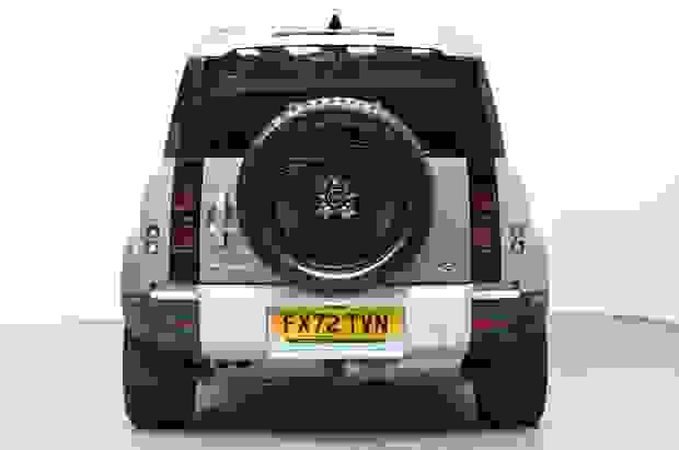 Land Rover DEFENDER Photo at-946855ed308f4acebca0cd0e8ce095cb.jpg