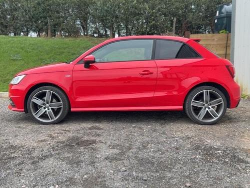 Audi A1 Photo at-94deb18e270c4ebbbc9266047aaafdd8.jpg