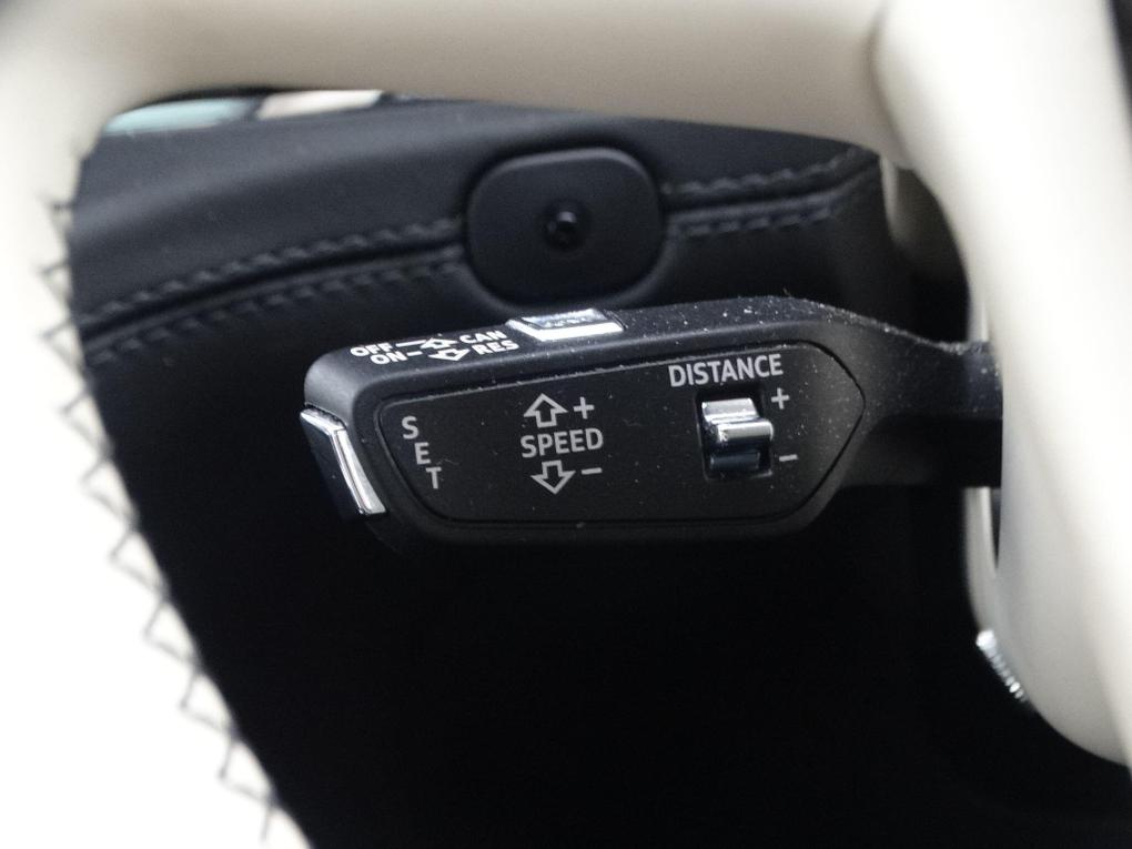 Used Bentley Bentayga LJ19YZS 33